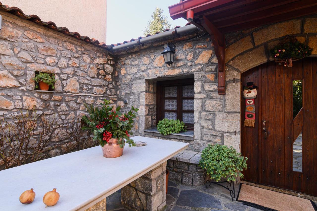 Guesthouse Karahalios Polydrossos Exterior foto